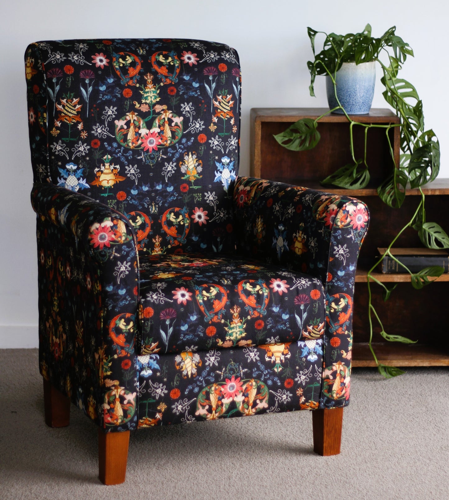 Arm Chair in 'Transylvania Folk' Linen