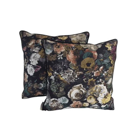 Flowerbomb Cushion Duo