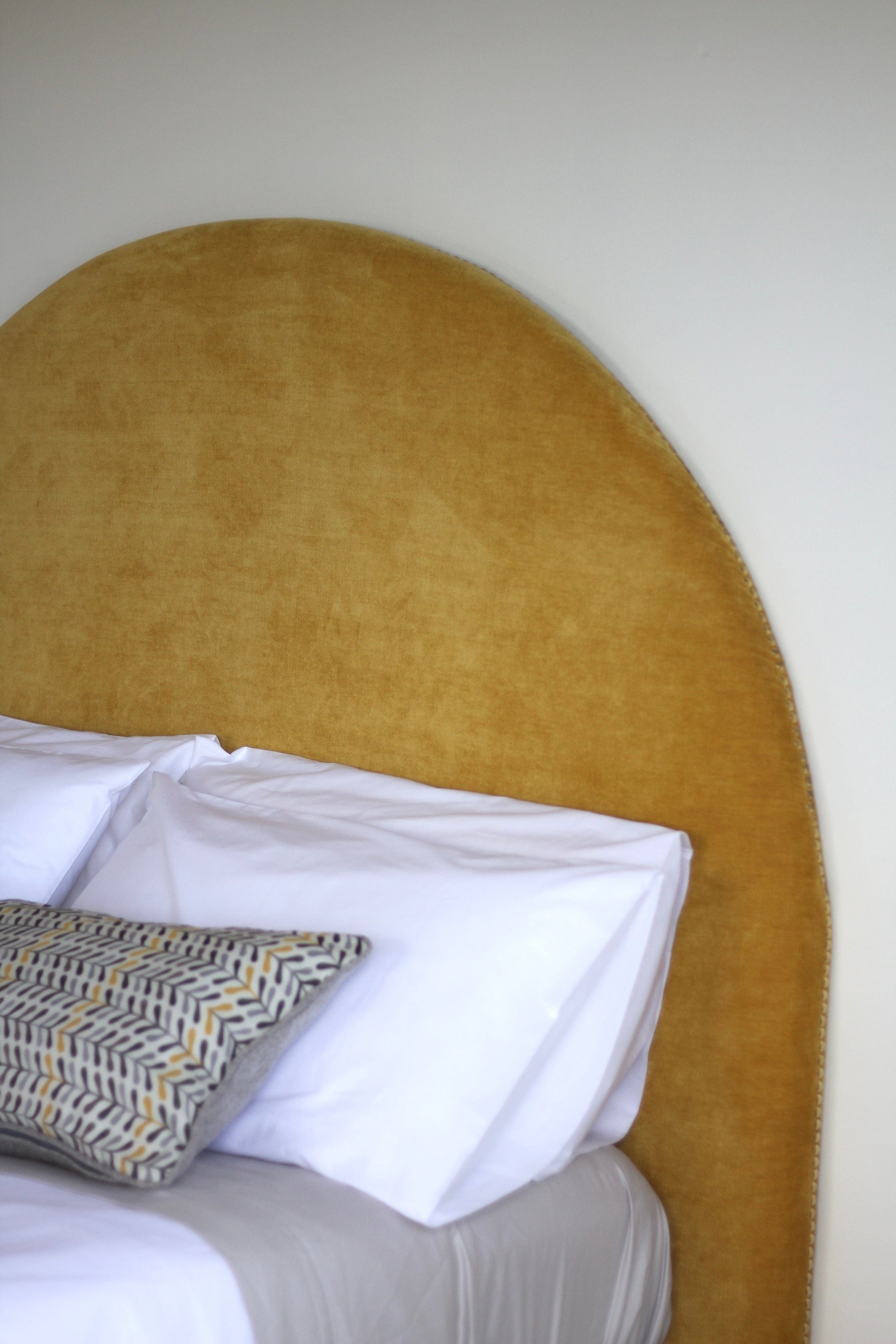 Half Moon Rising: 'Orleans' Velvet in Honey